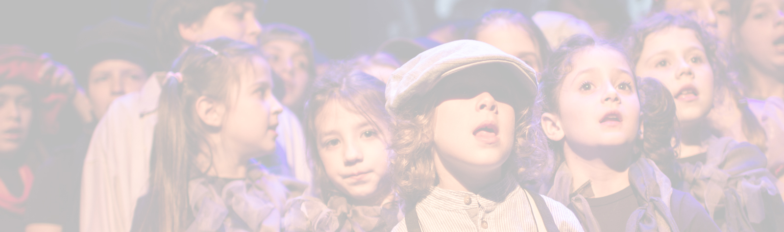 A colourful theatrical play for everyone!